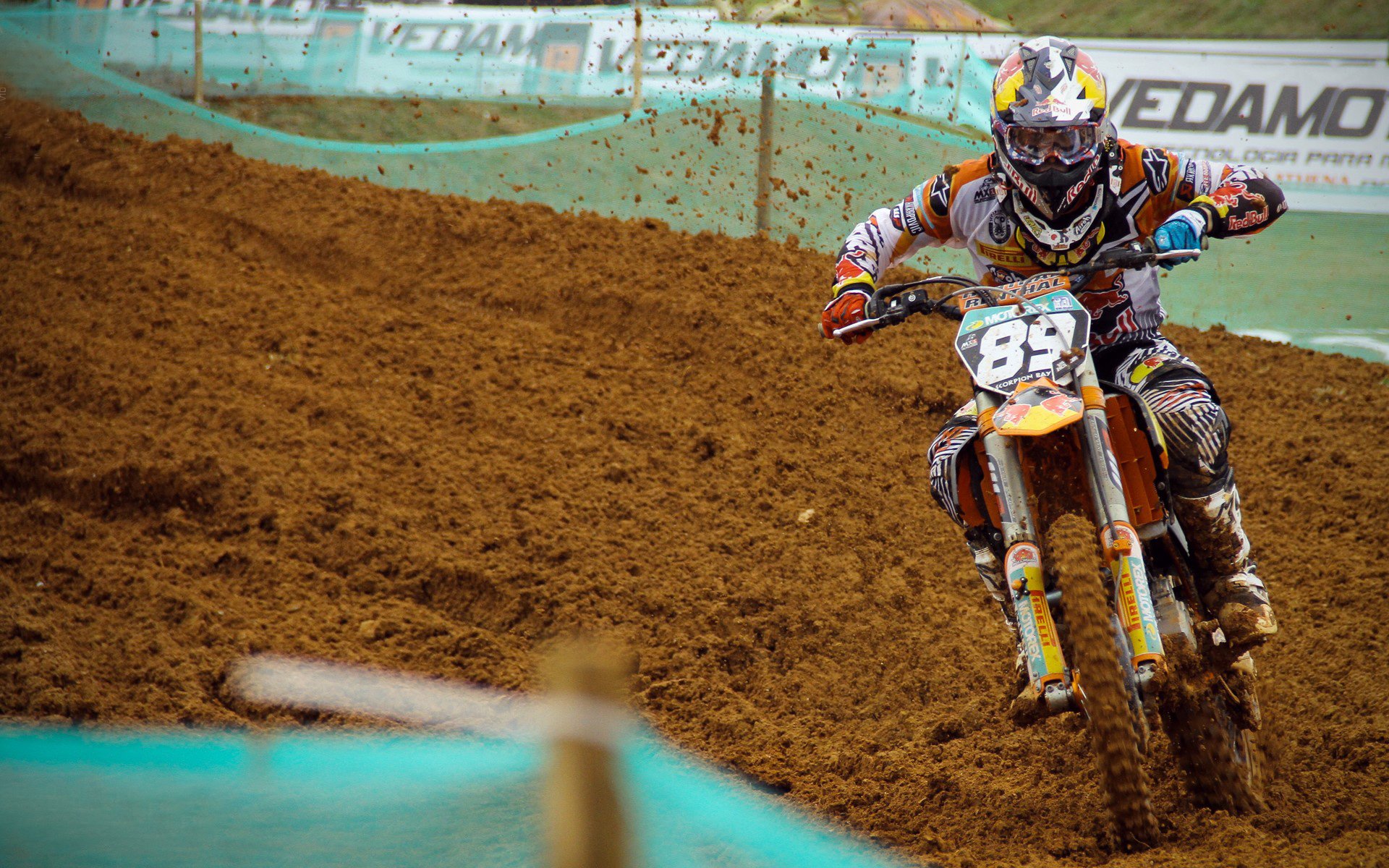 光明记忆未来之战线上排位赛精彩纷呈，光明未来梗