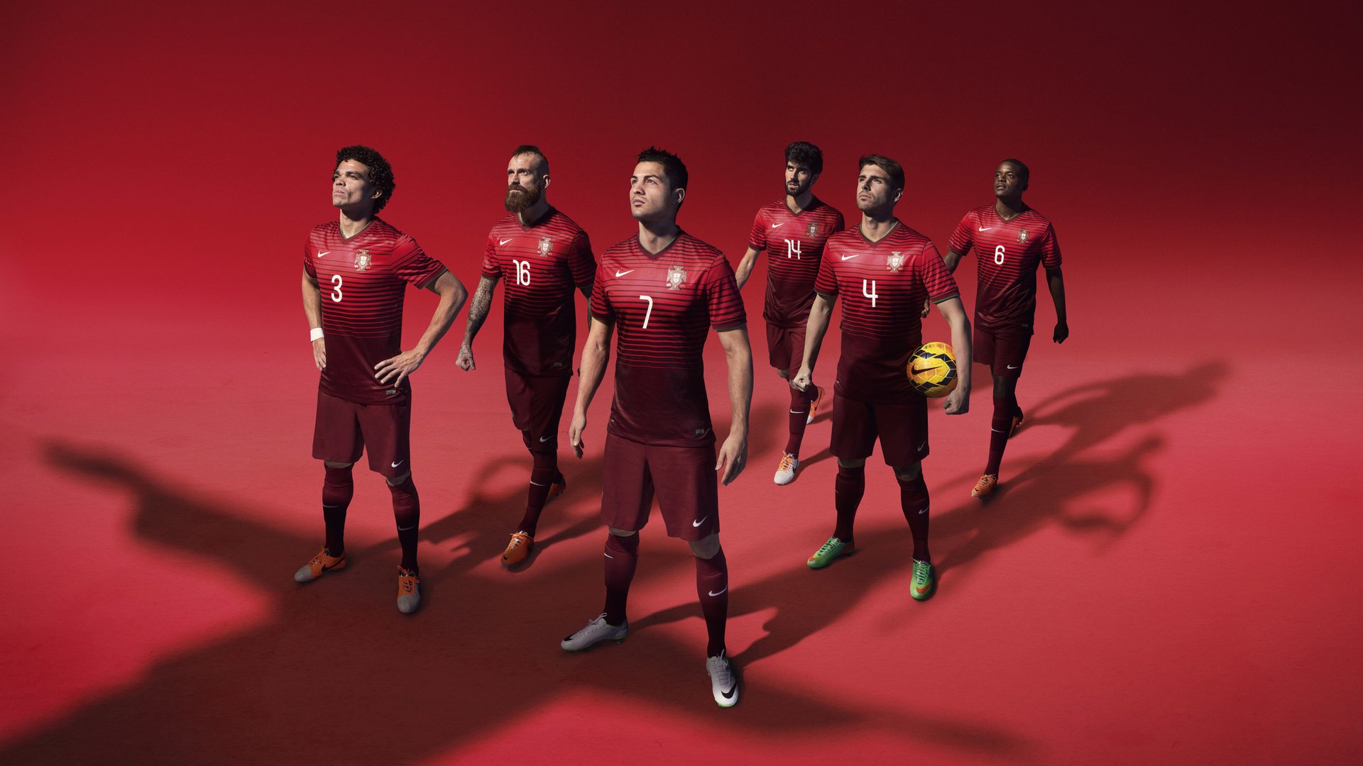 瑞士队在巴黎奥运会比赛中多次通过中路渗透得分，奥运会瑞士队服